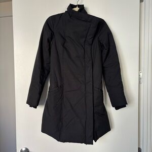 ARITZIA The Group Babaton Bowerman Puffer Coat